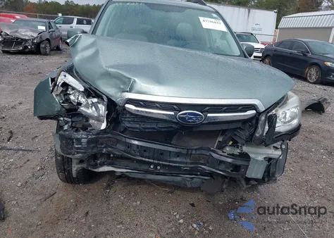 2017 Subaru Forester 2.5I Premium z USA, uszkodzony, nr VIN JF2SJAECXHH549959